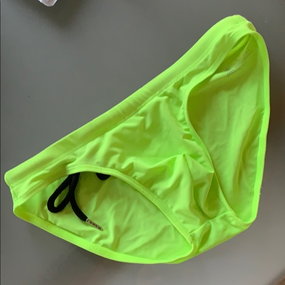 brave person swim briefs
